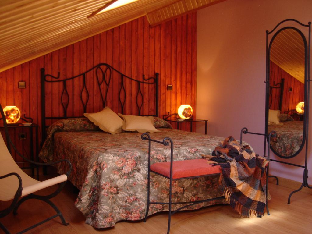 Hotel Rural El Valle Rascafria Room photo